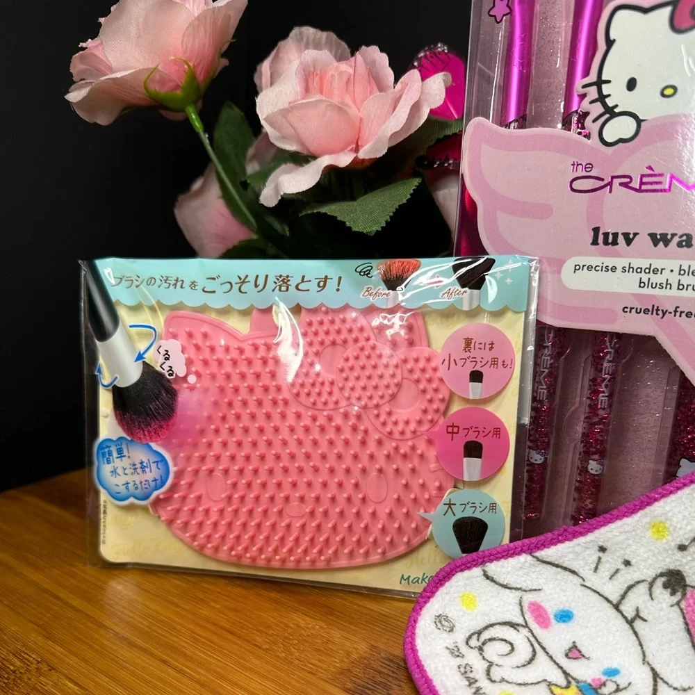 Hello Kitty Lux Wave Brush Set and ELF Palette